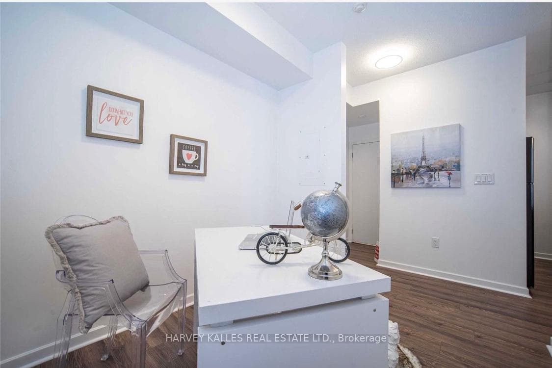 70 Forest Manor Road Unit 1405 photo 10