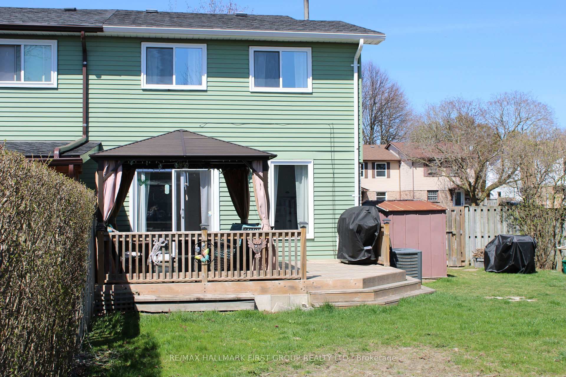 713 Hillcroft Street photo 31
