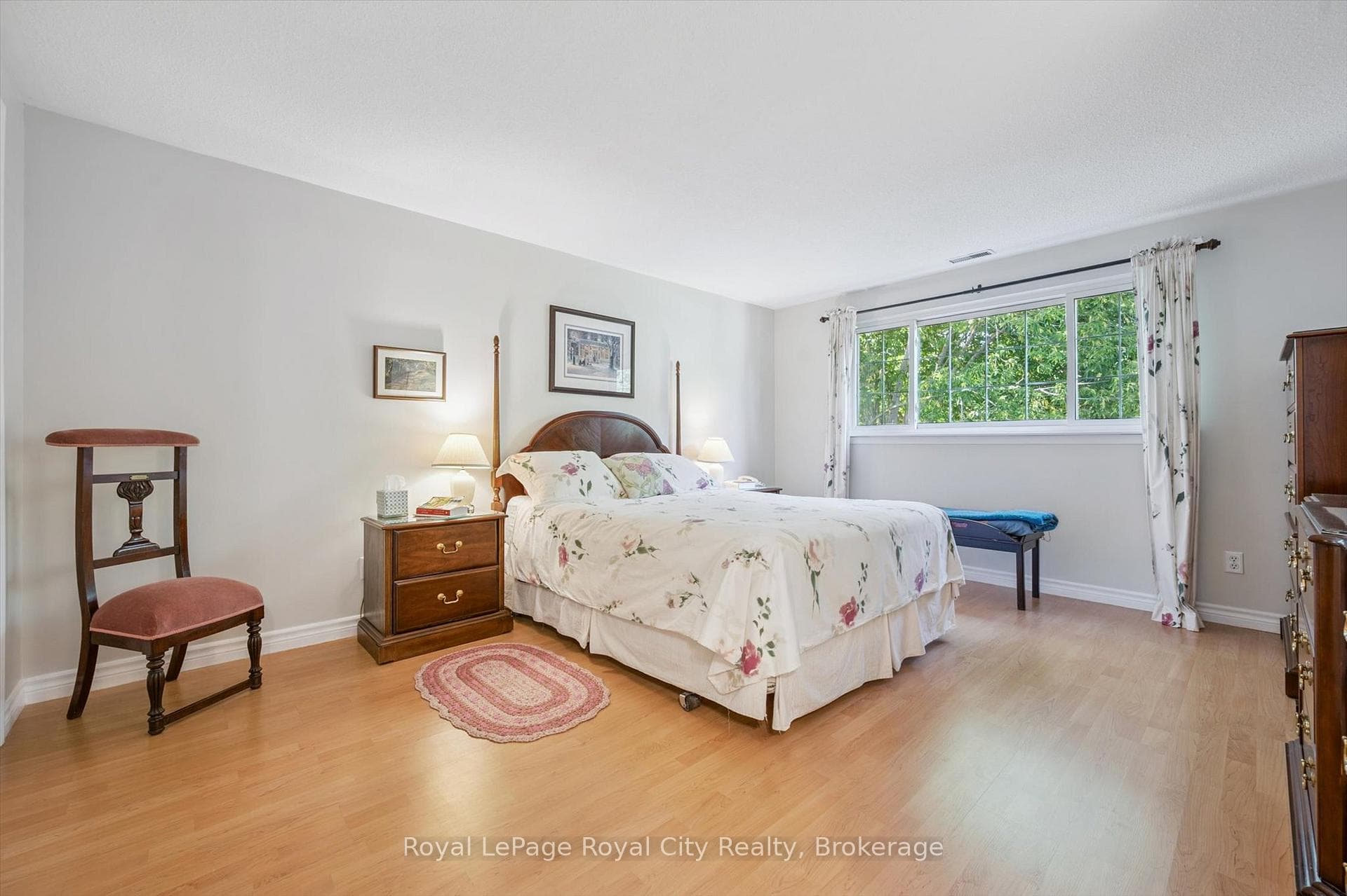 6 Fairmeadow Drive photo 24