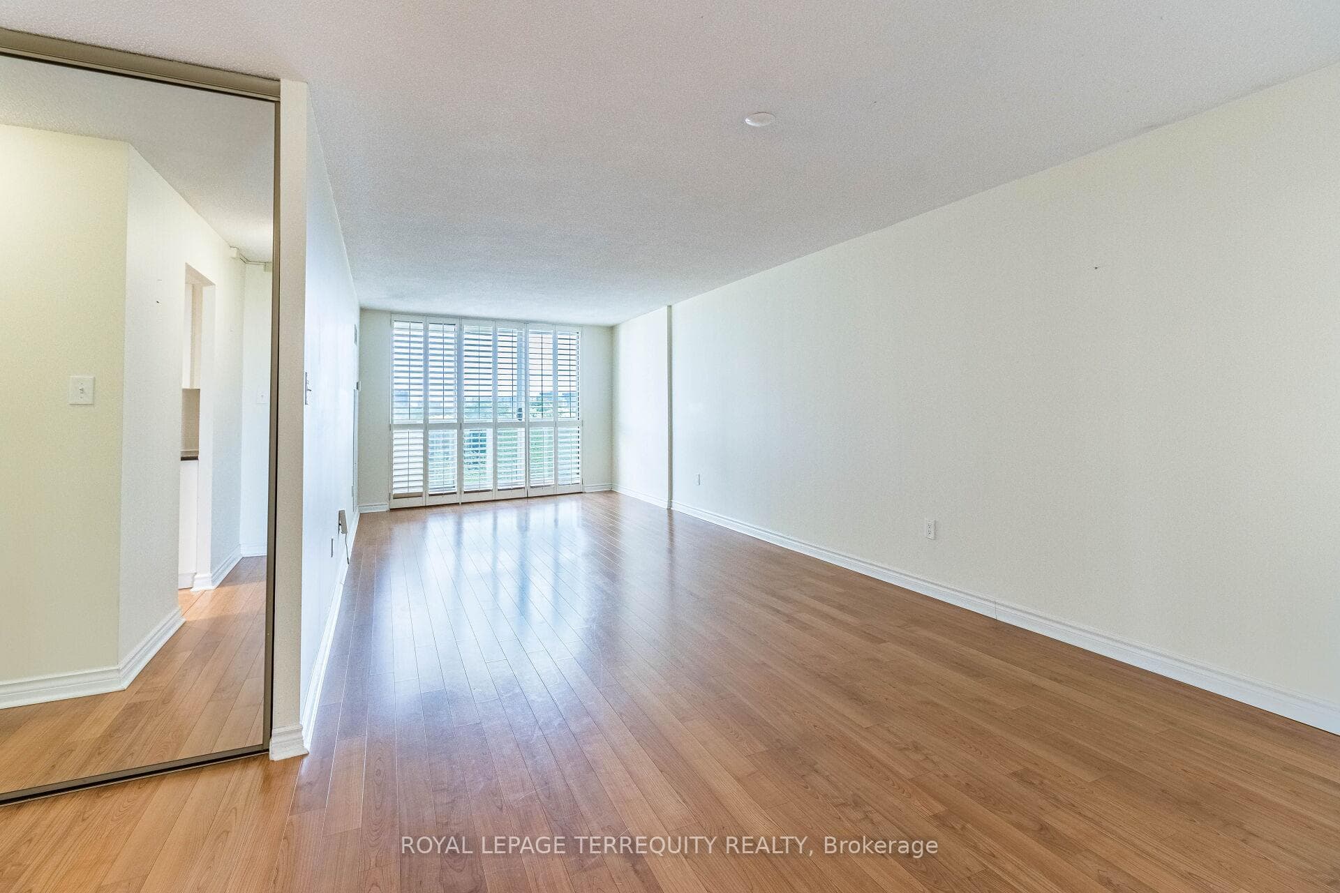 Dining & Living Room