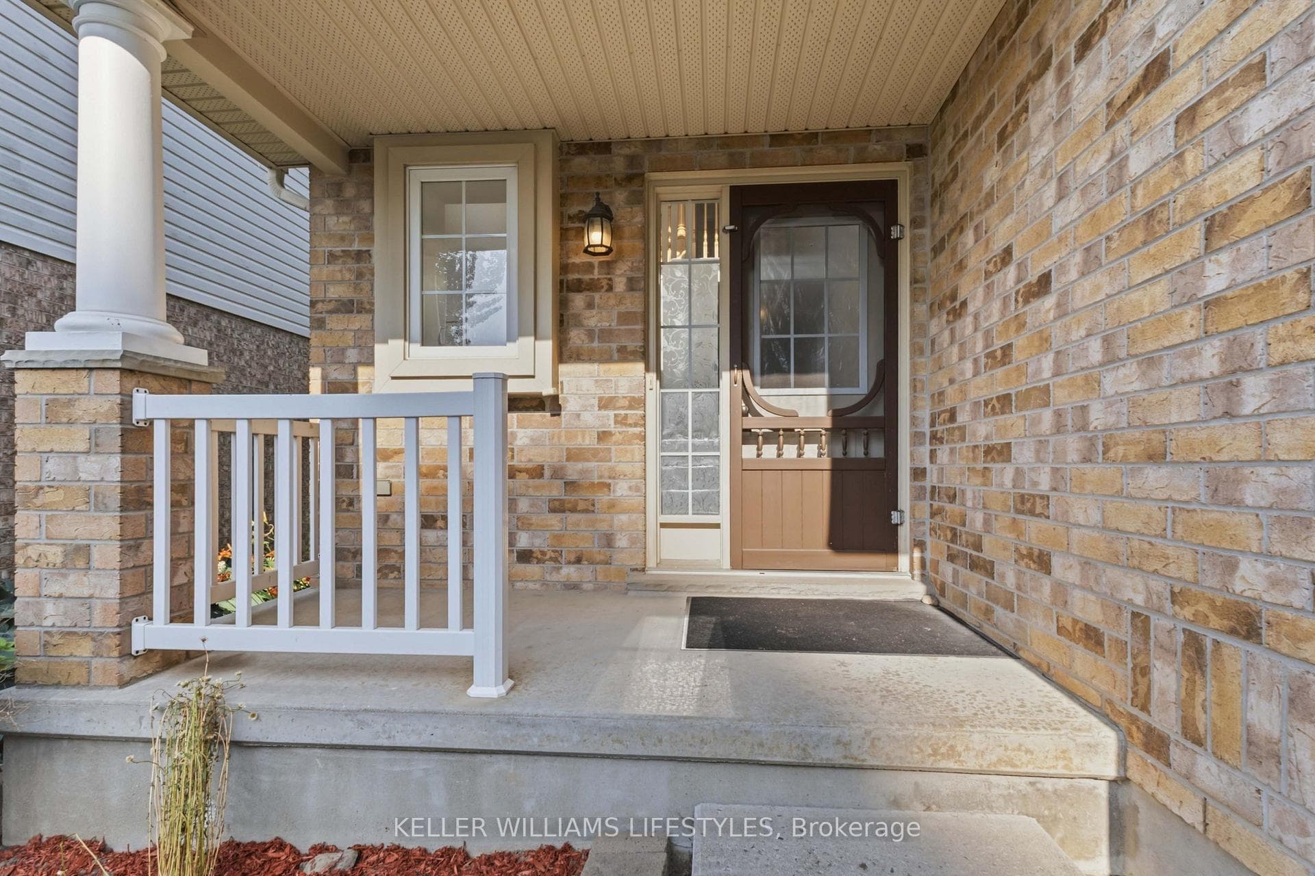 837 Capulet Lane photo 4