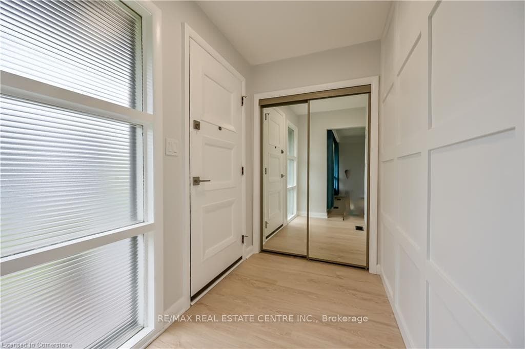 738 Mohawk Road Unit Upper photo 19