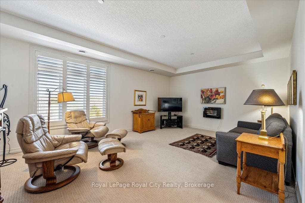 71 Bayberry Drive Unit 212 photo 18