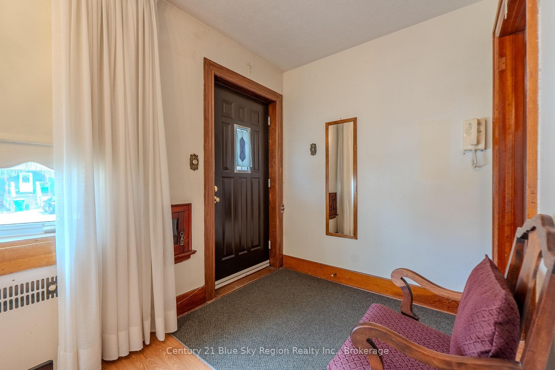 137 Second Avenue photo 18