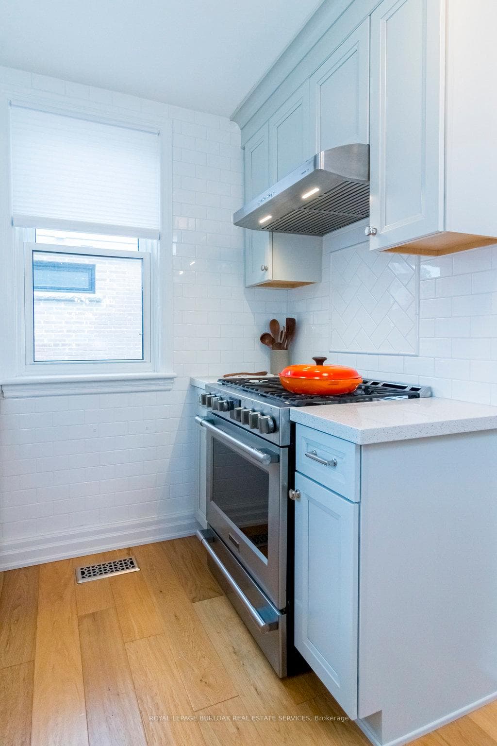 59 West 32nd Street photo 14
