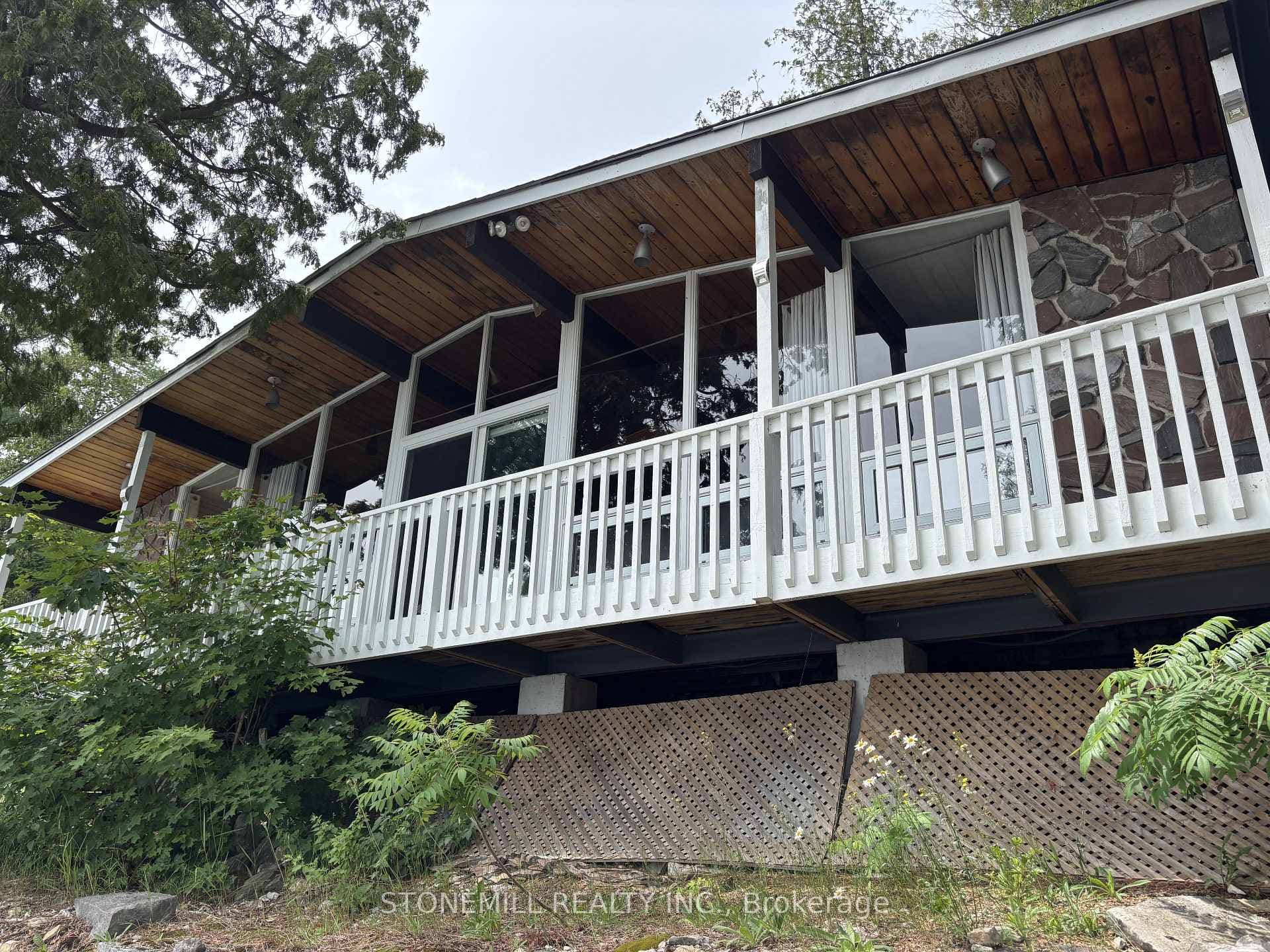 56 Griffin Drive photo 3