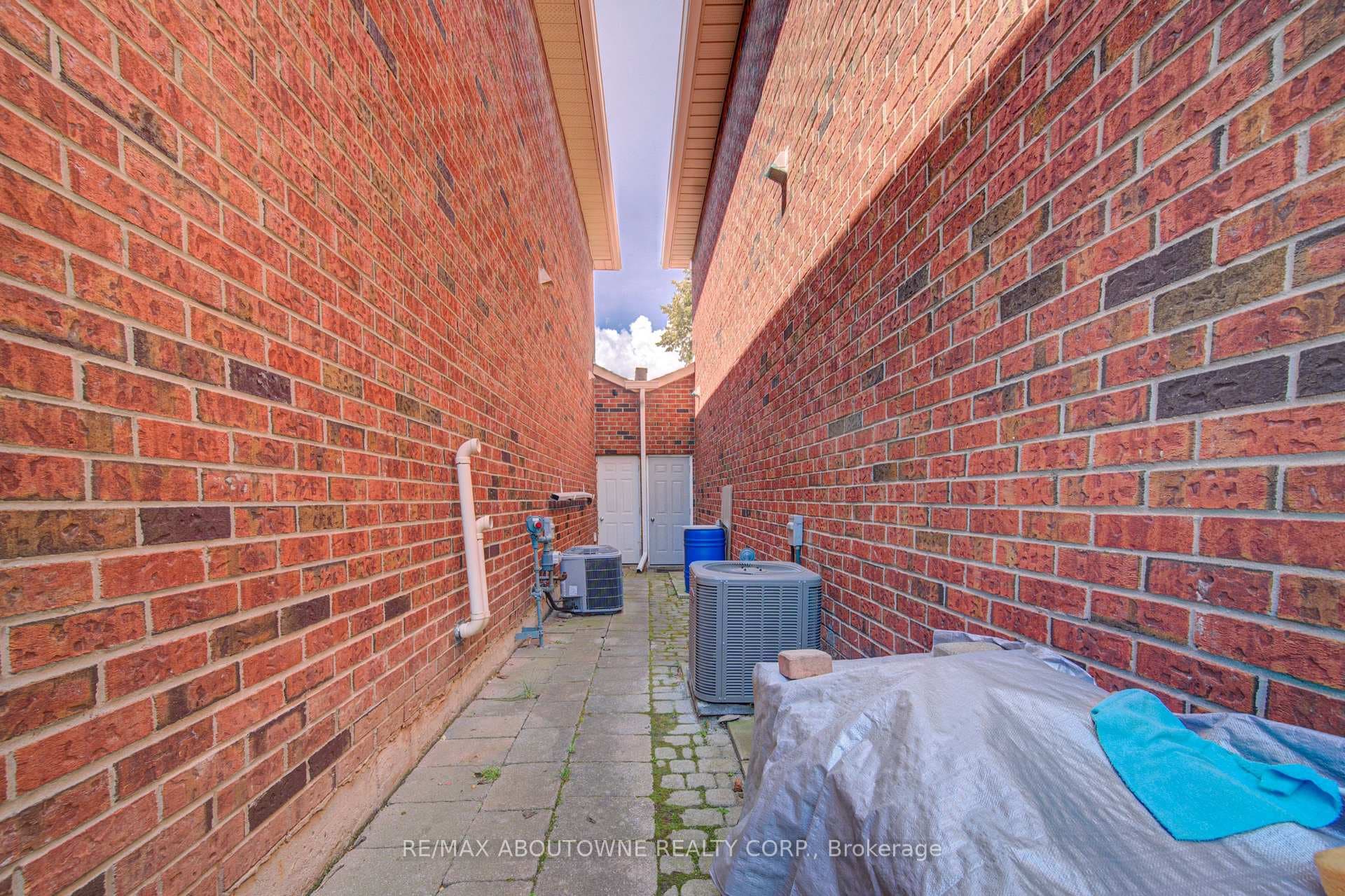 1140 Avondale Drive photo 39