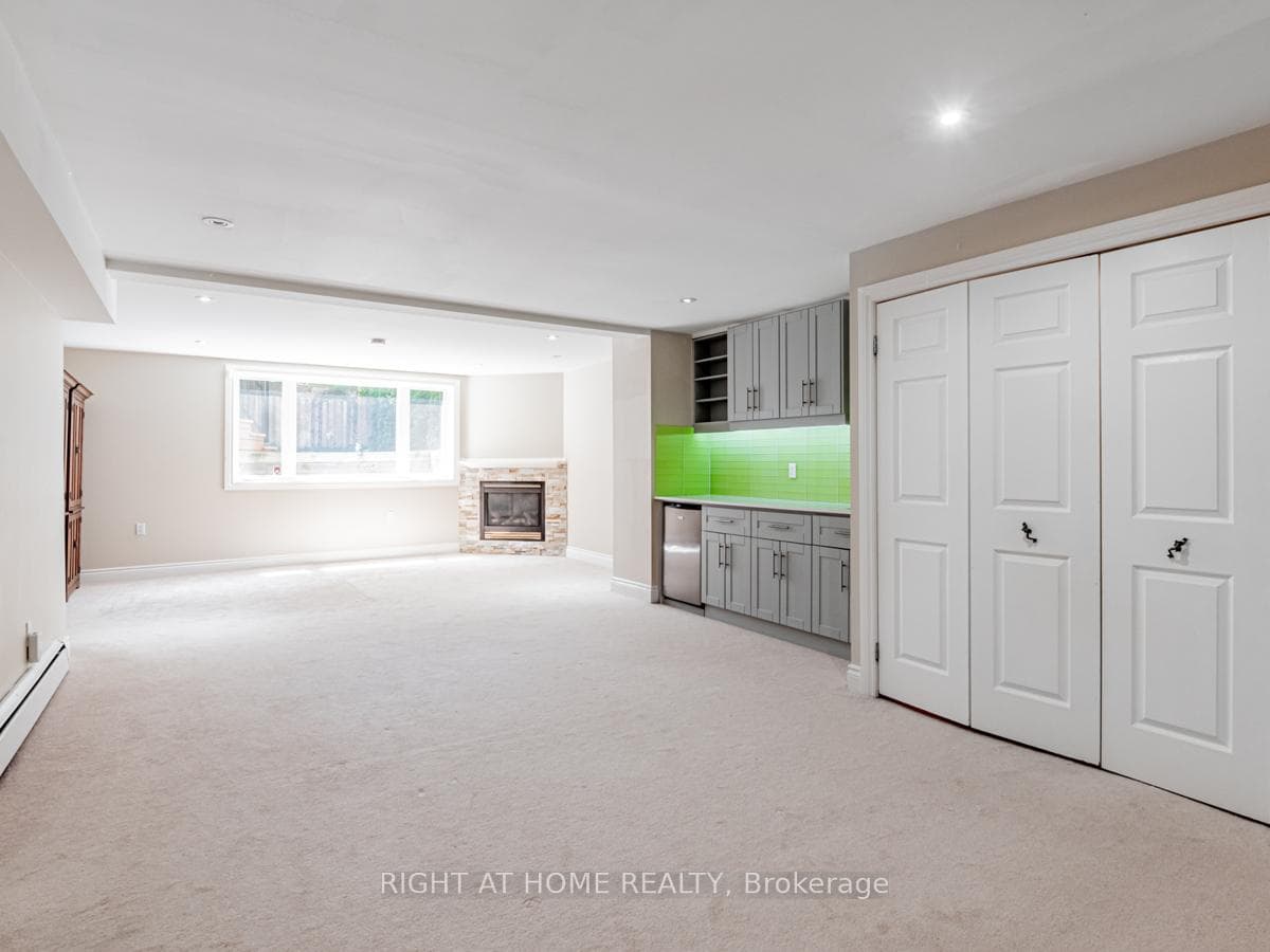 219 Briar Hill Avenue photo 24