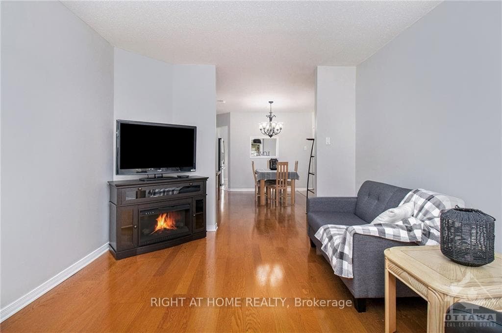 2086 VALIN Street Unit 1 photo 8