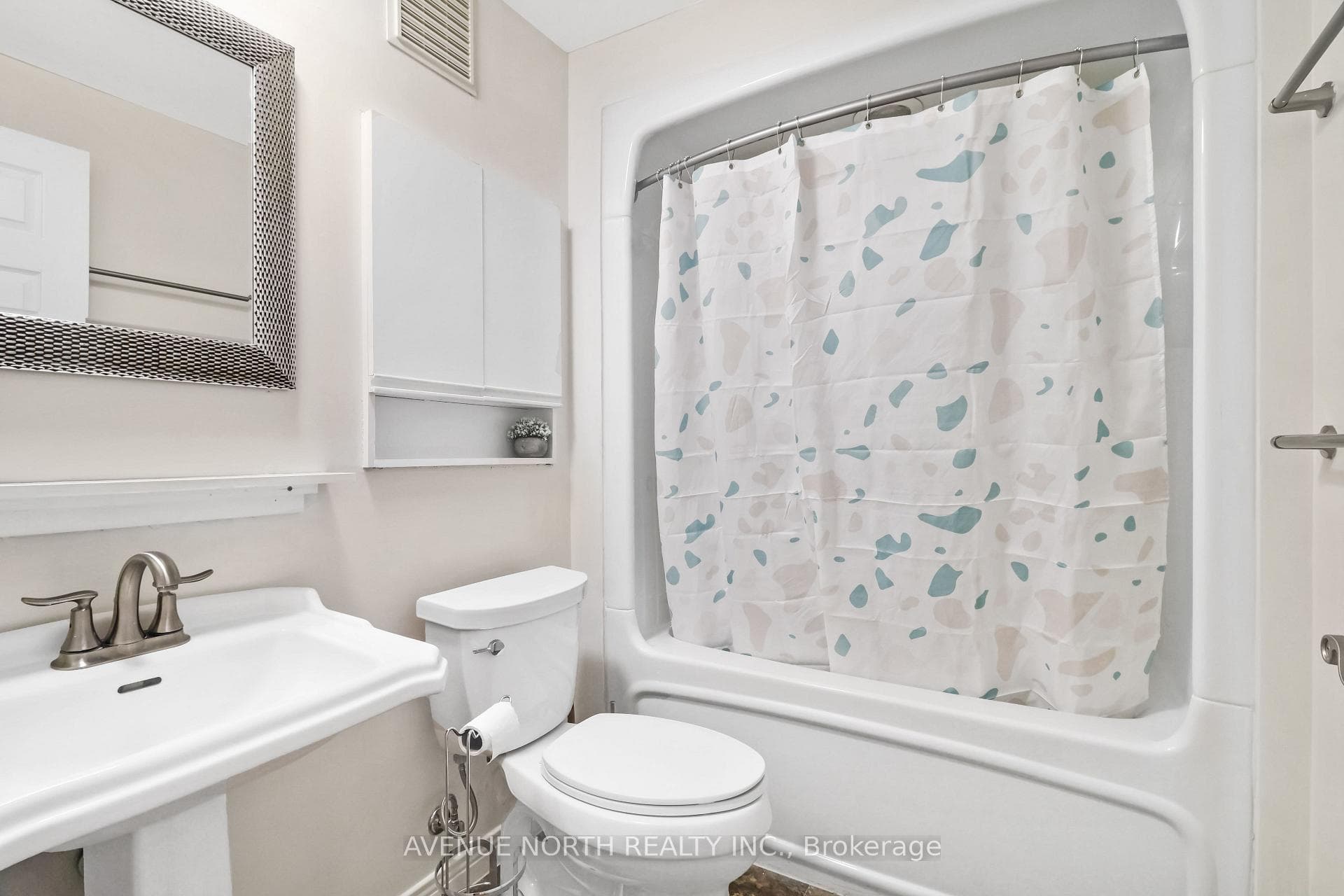 1420 Matheson Road Unit B photo 7
