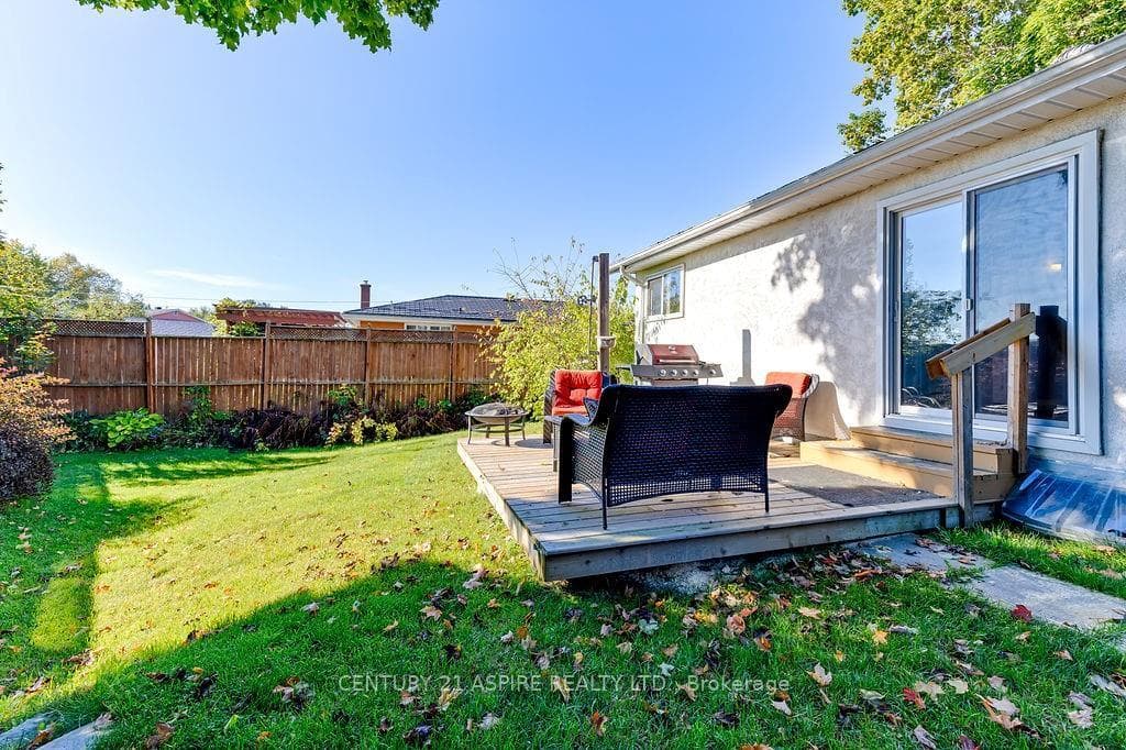 669 THIRD Avenue photo 26