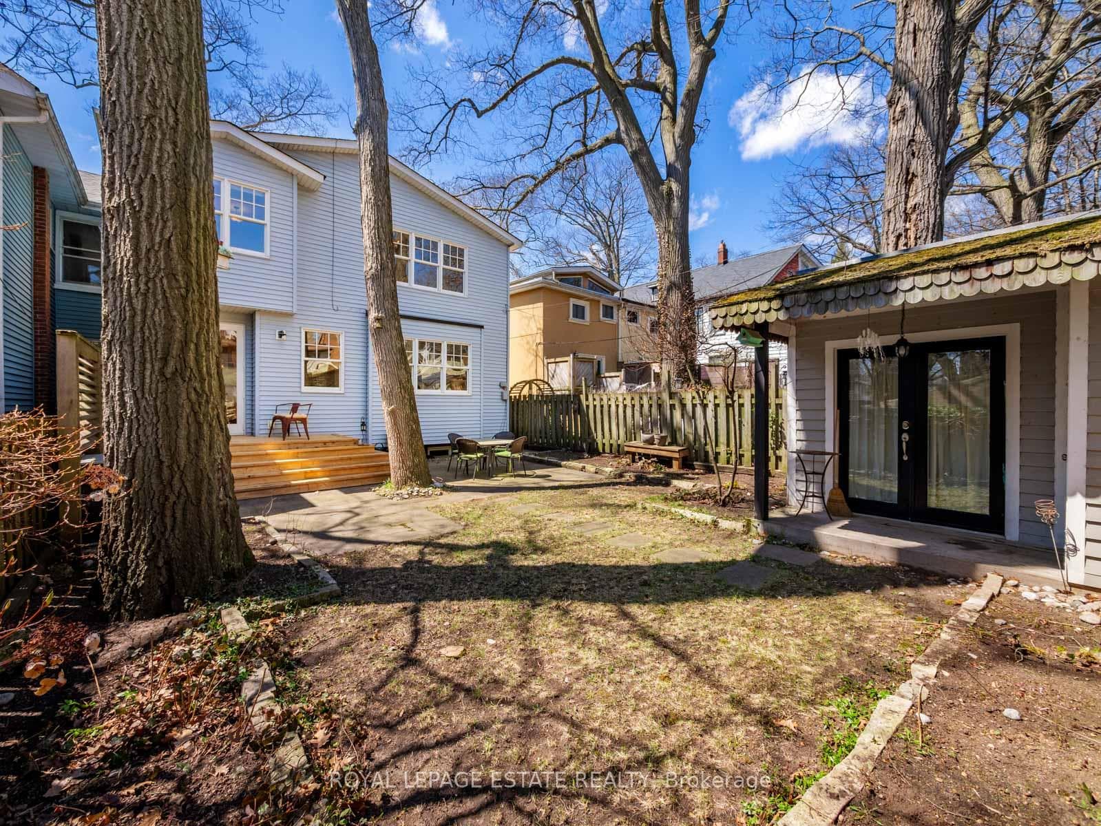 103 Silver Birch Avenue photo 46