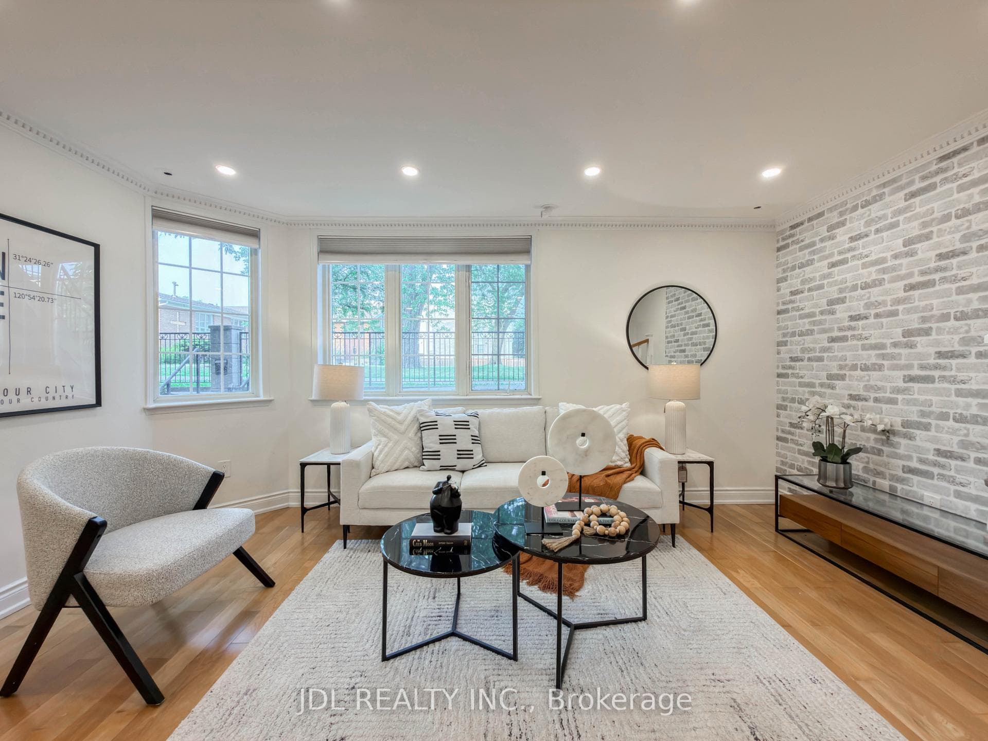 108 Finch Avenue Unit C17 photo 17