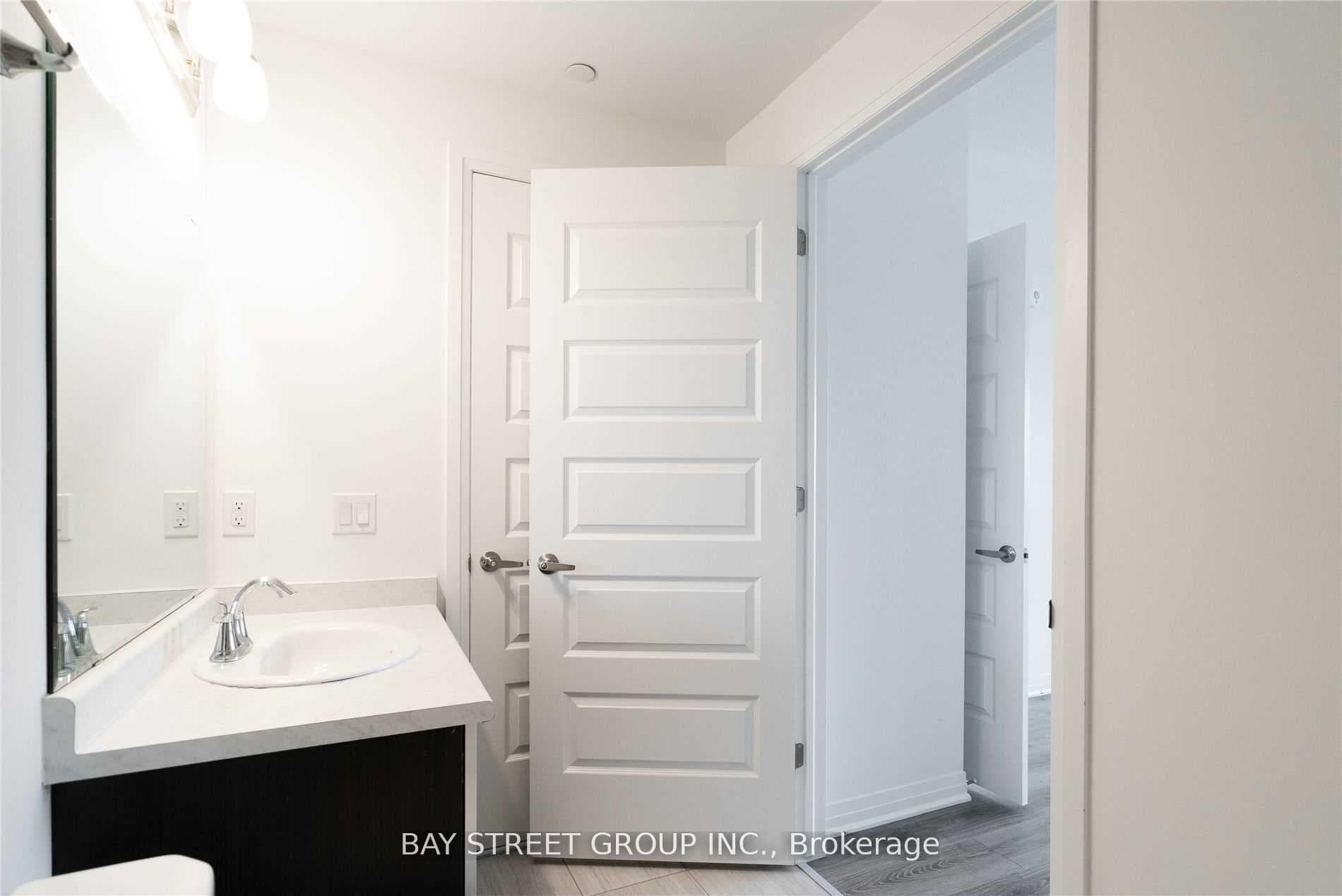 128 Grovewood Common N/A Unit 120 photo 21