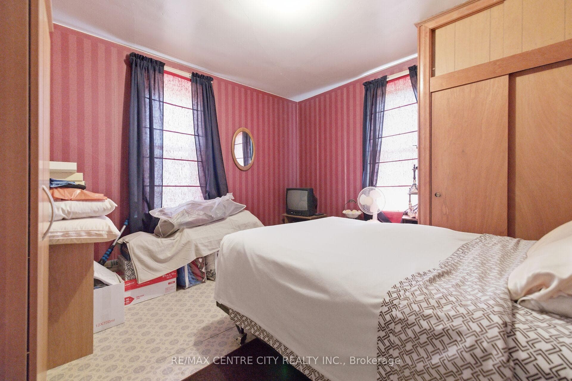 1 of 4 bedrooms