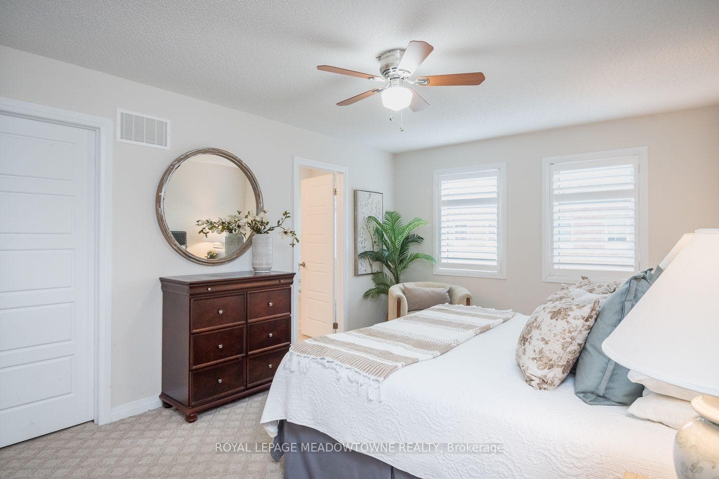Beautiful upgraded carpeting