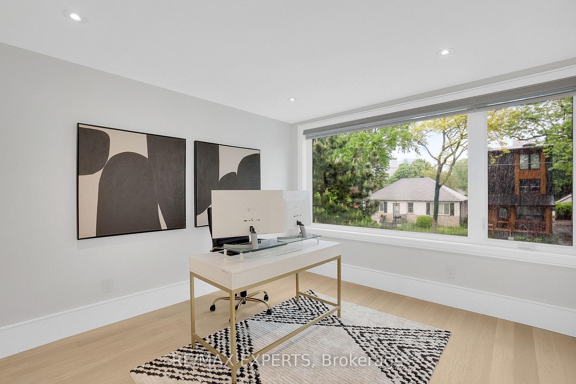 66B Victor Avenue photo 16
