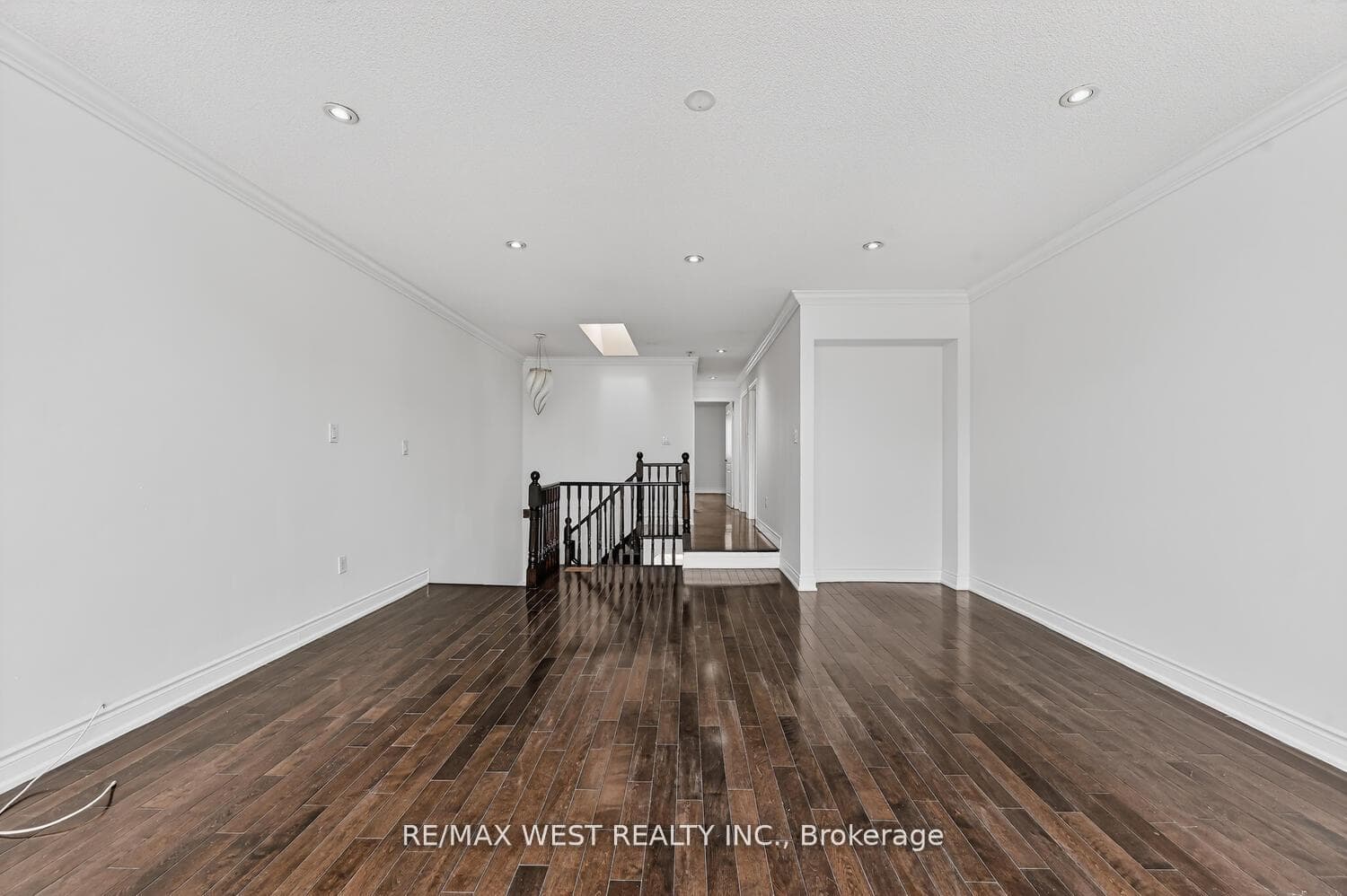 75 Forestgrove Circle photo 18
