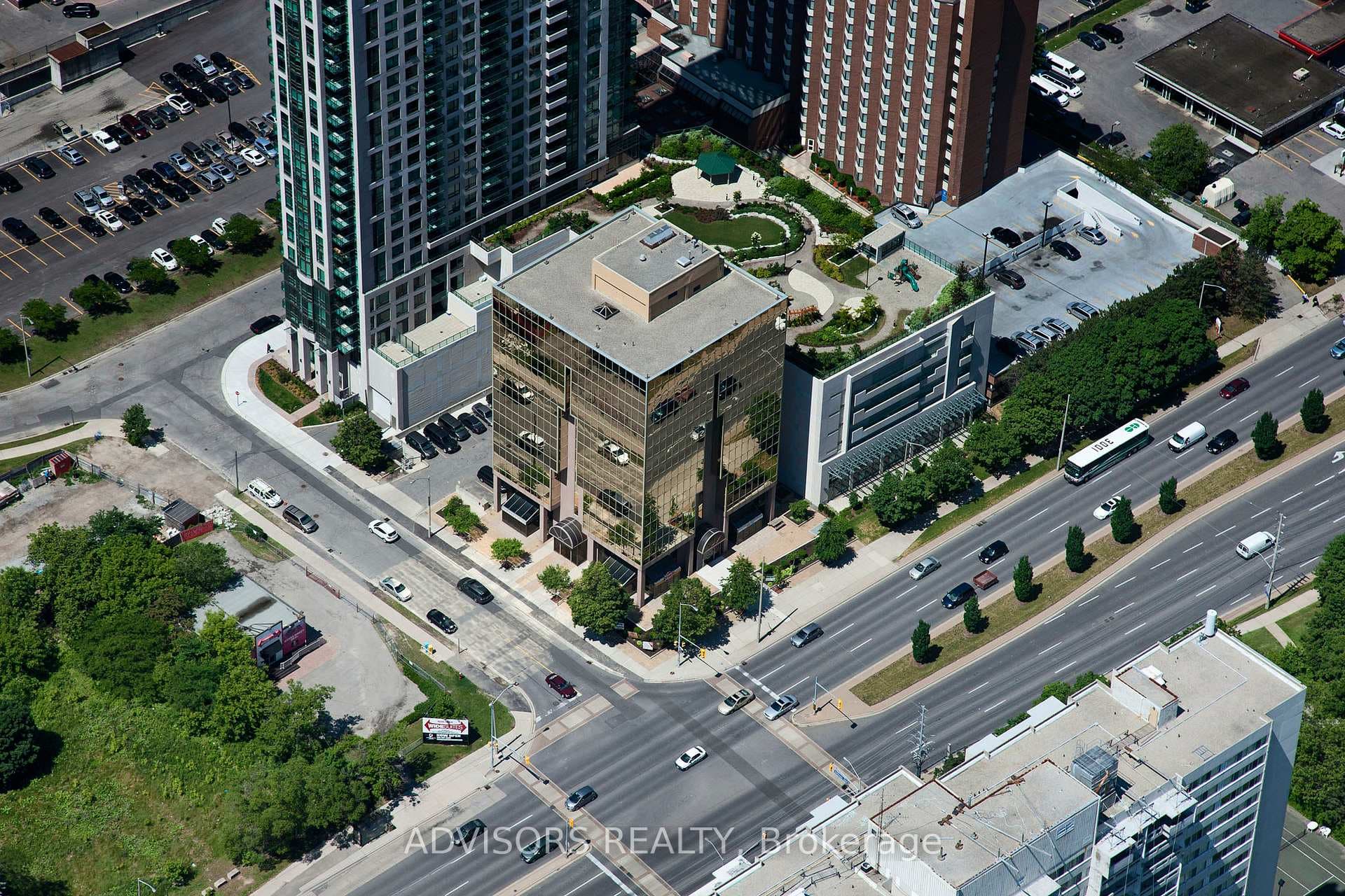 3660 Hurontario Street Unit 416 photo 3