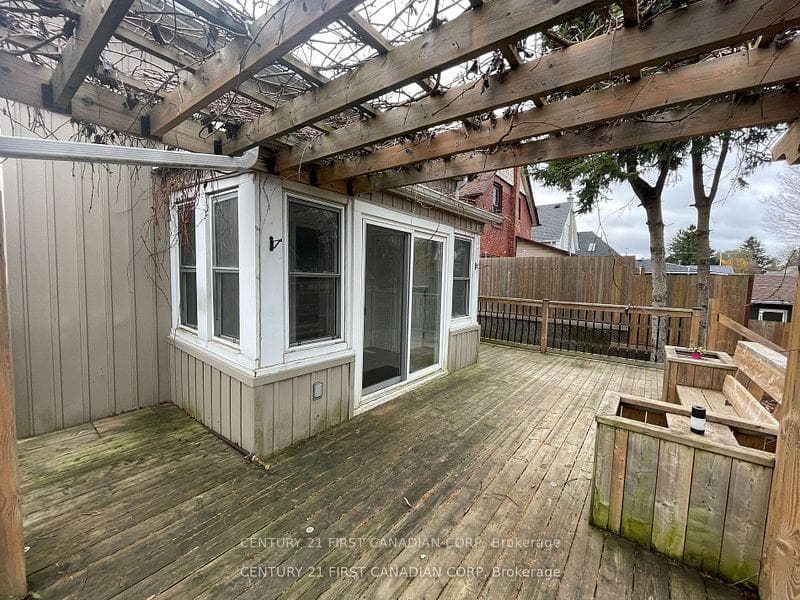 64 Edward Street photo 39