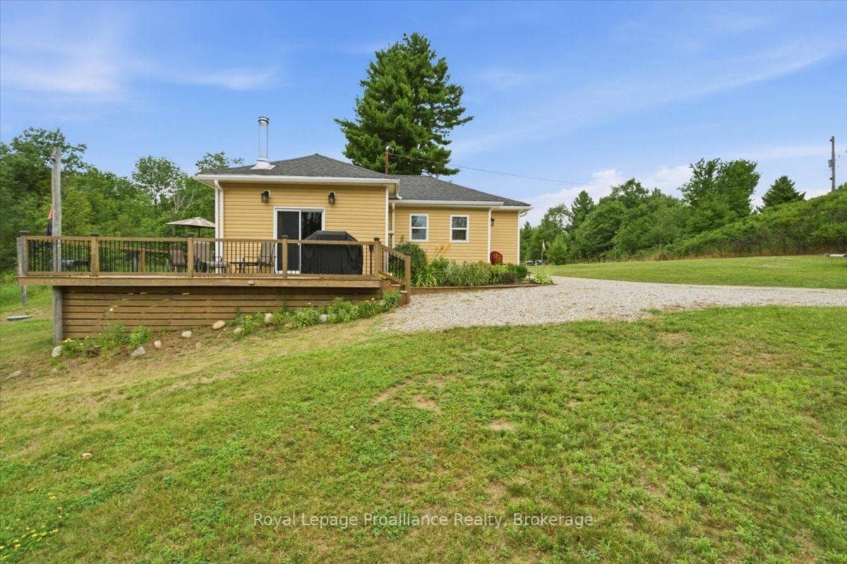2017 Clark Road photo 28