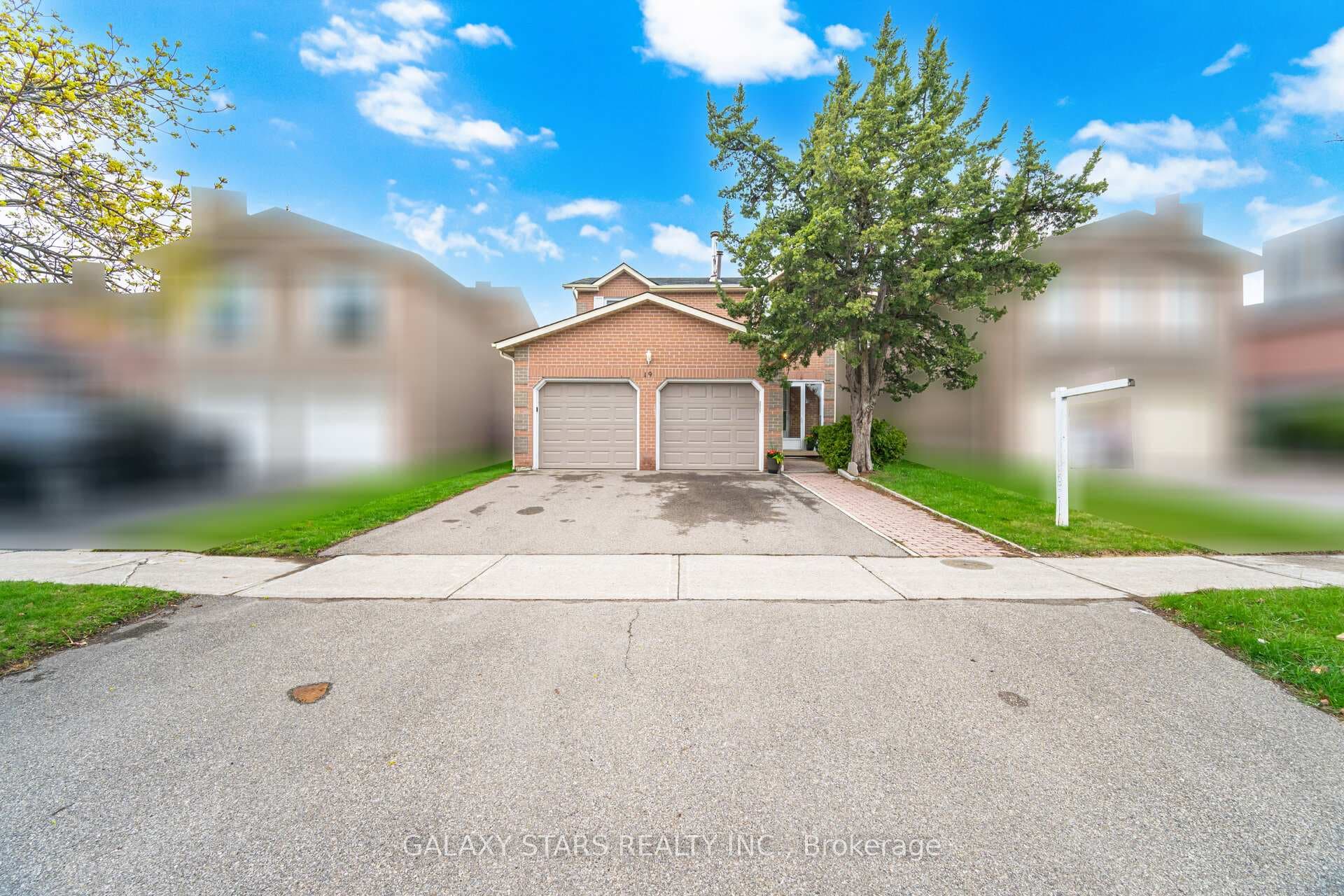 19 Ingleton Boulevard photo 2