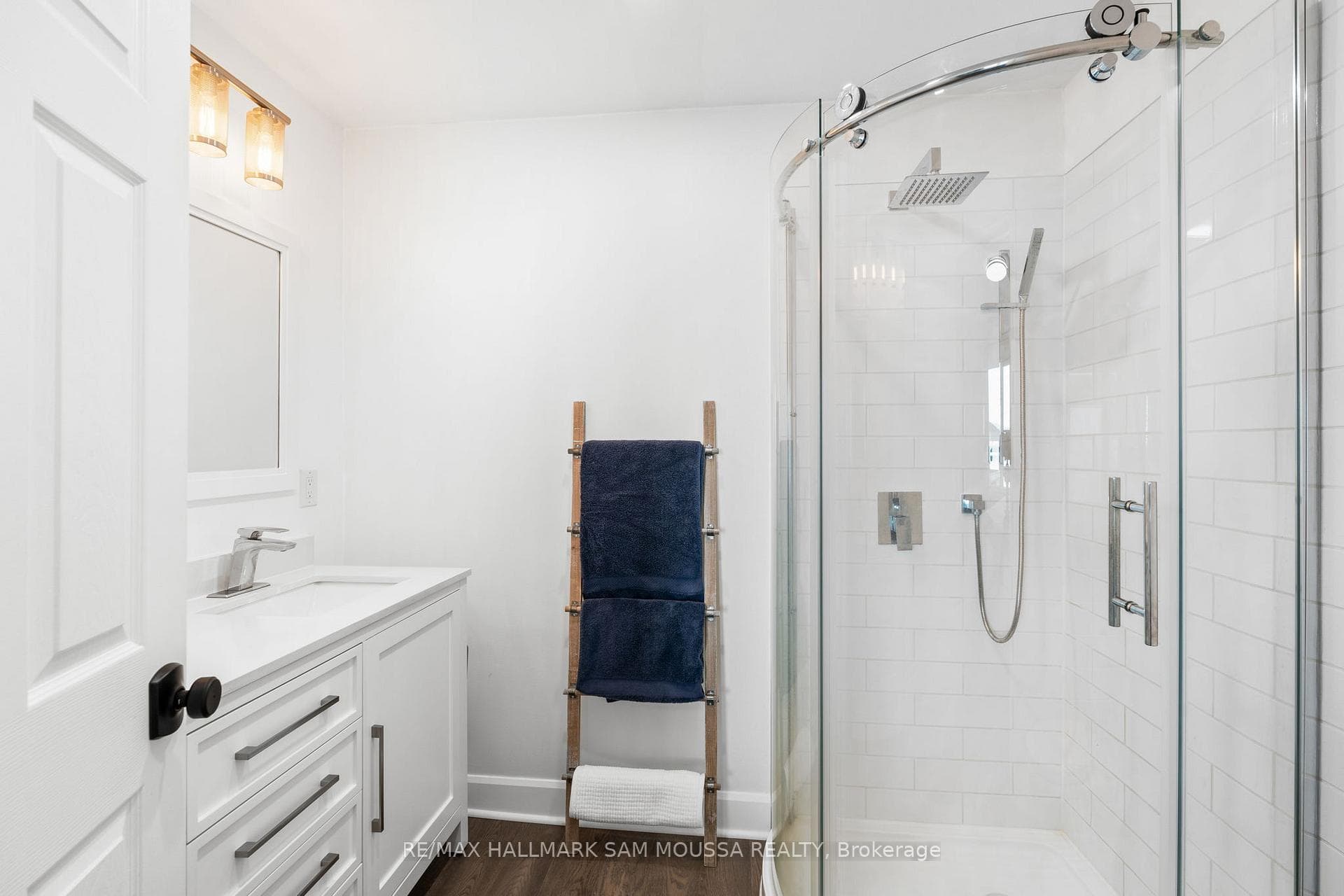 4350 Armitage Avenue photo 22