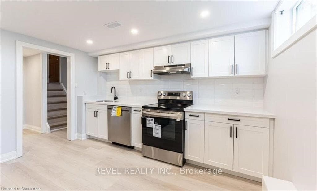 198 Berko Avenue photo 37