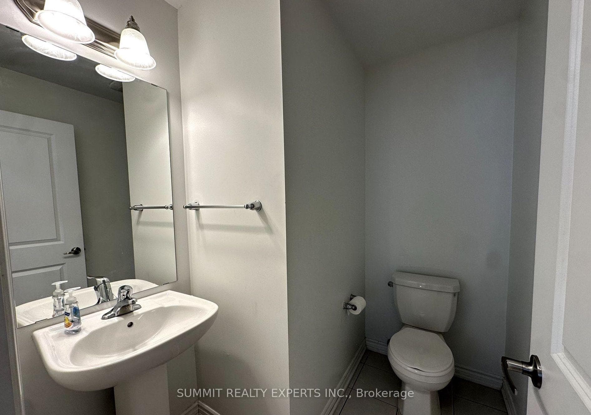 793 Eddystone Path photo 5