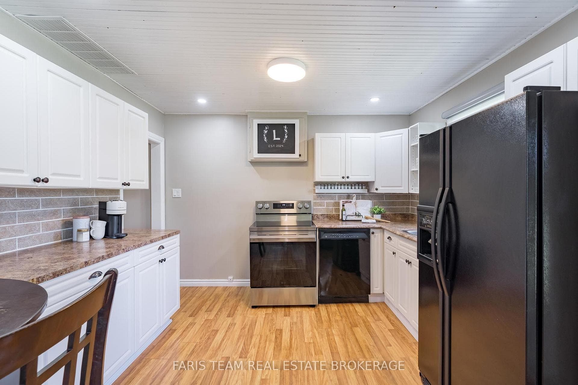 2721 Cumberland Road photo 4