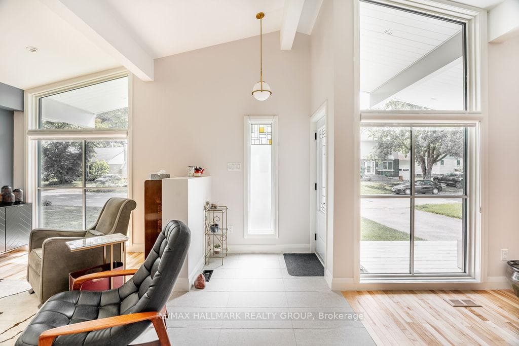 199 Lennox Park Avenue photo 4