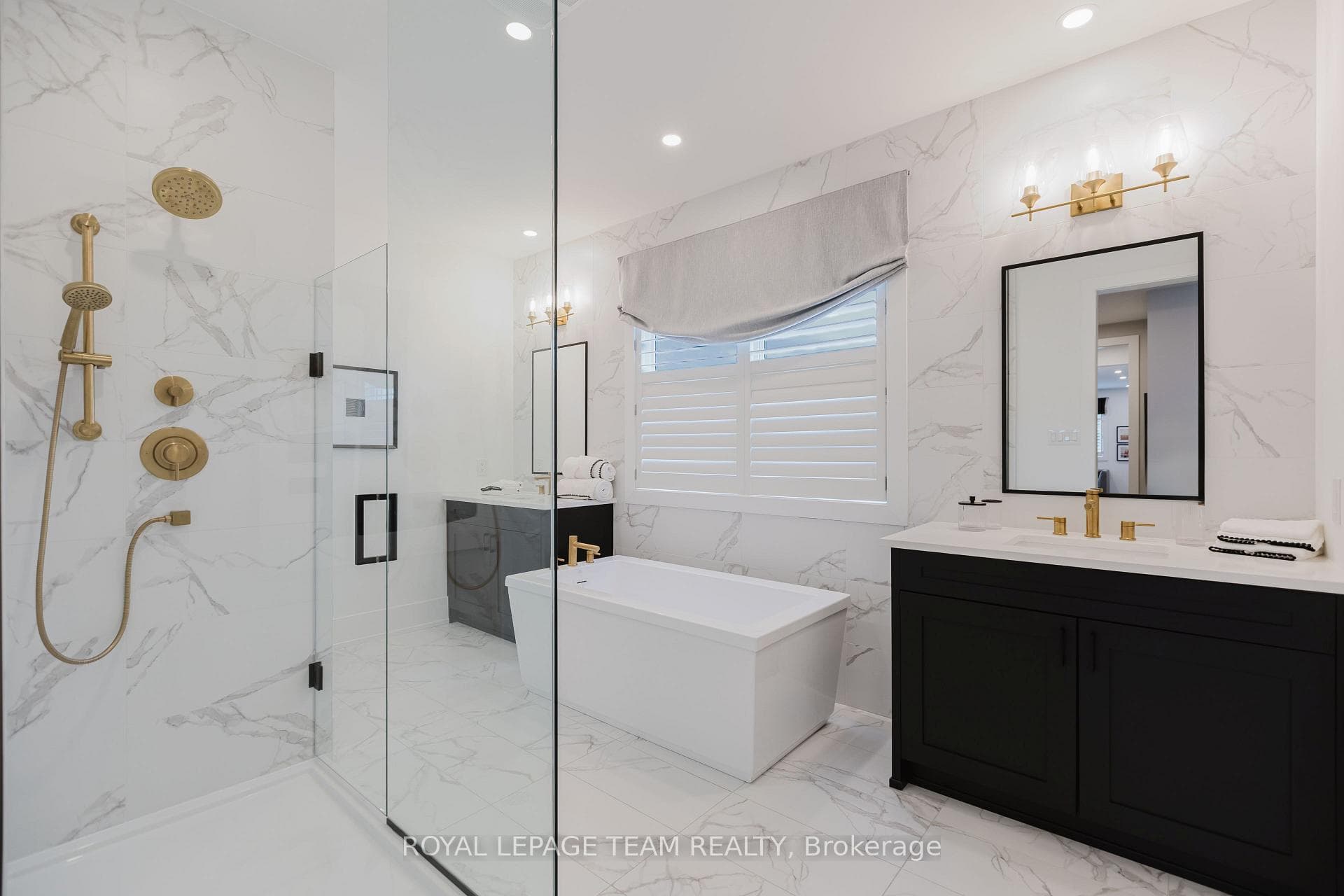 Images provided to showcase builder finishes only.