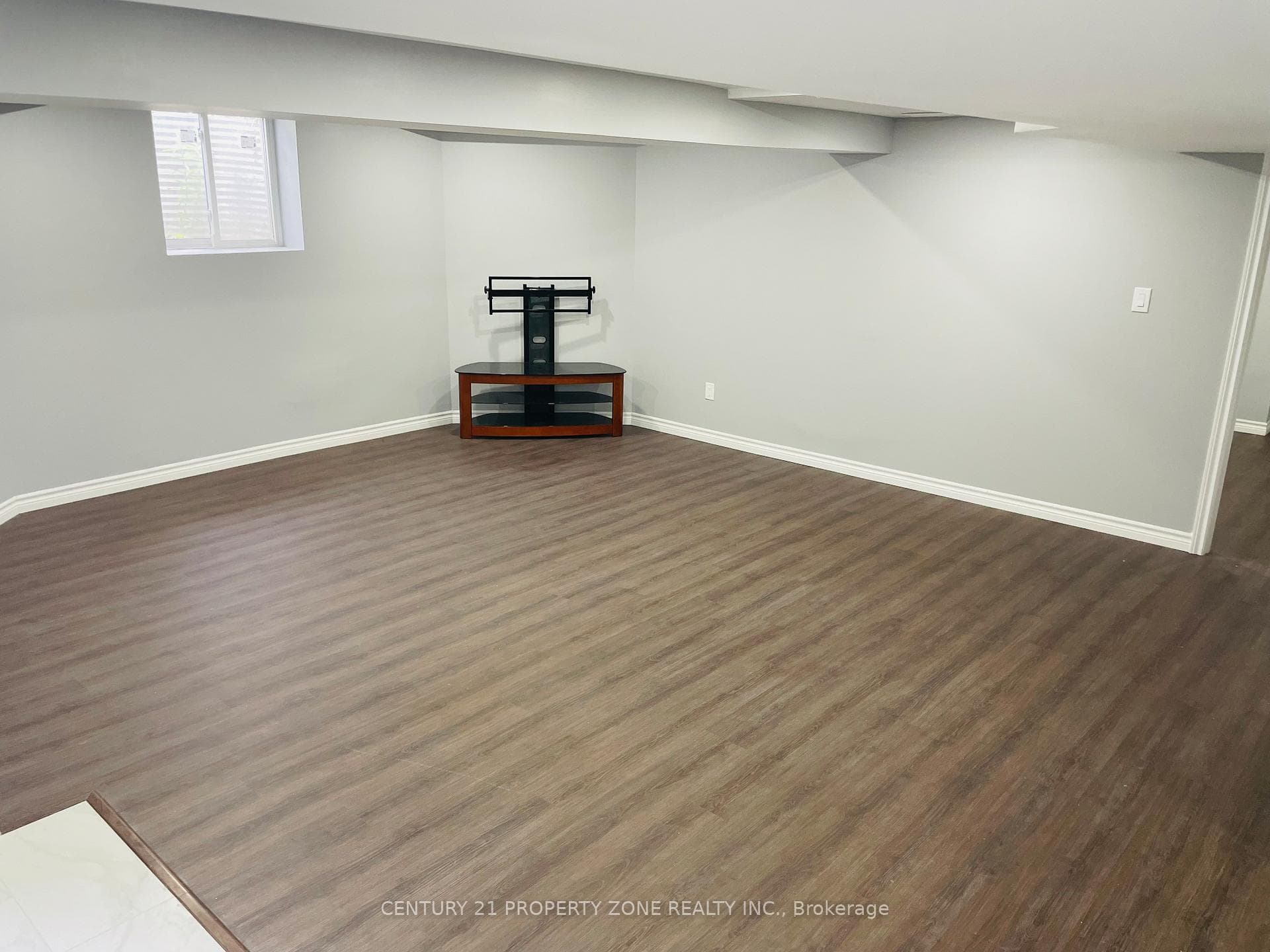 301 Williamson Drive photo 4