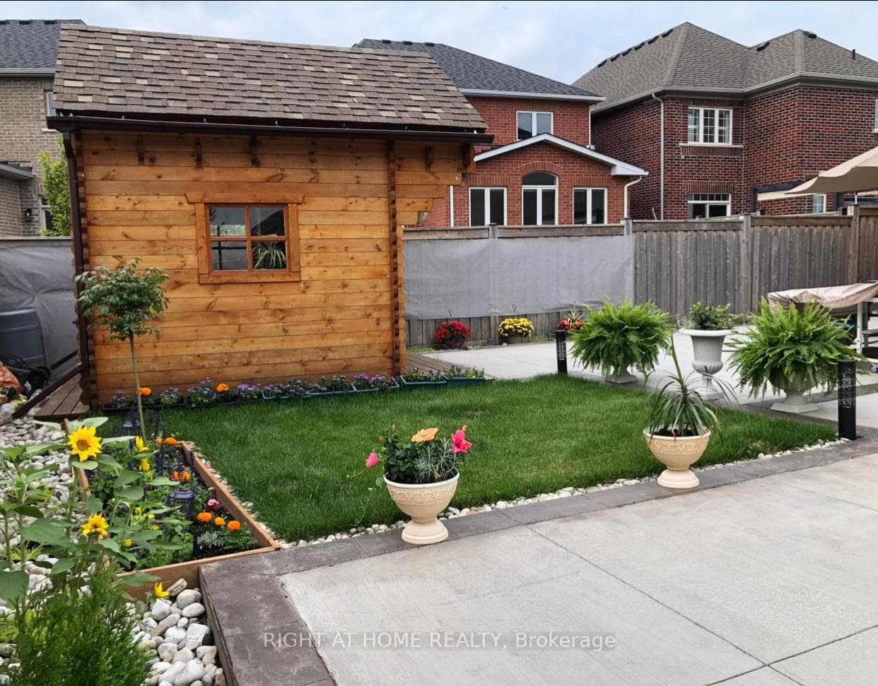14096 Danby Road photo 36