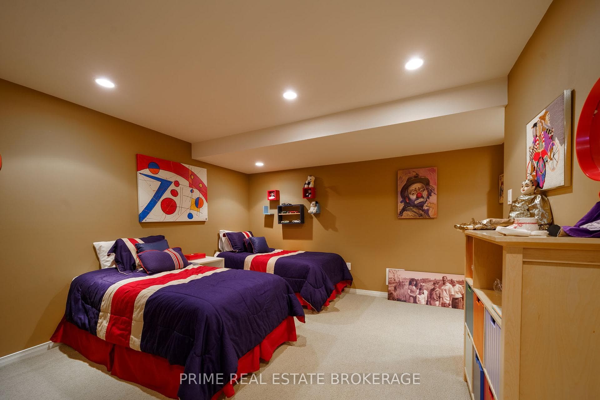 82 Muskoka Court photo 31