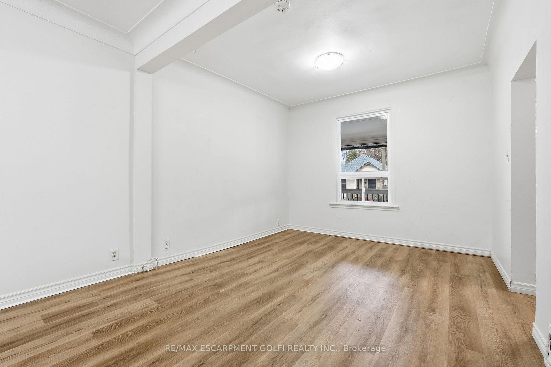 39 Burlington Street photo 6