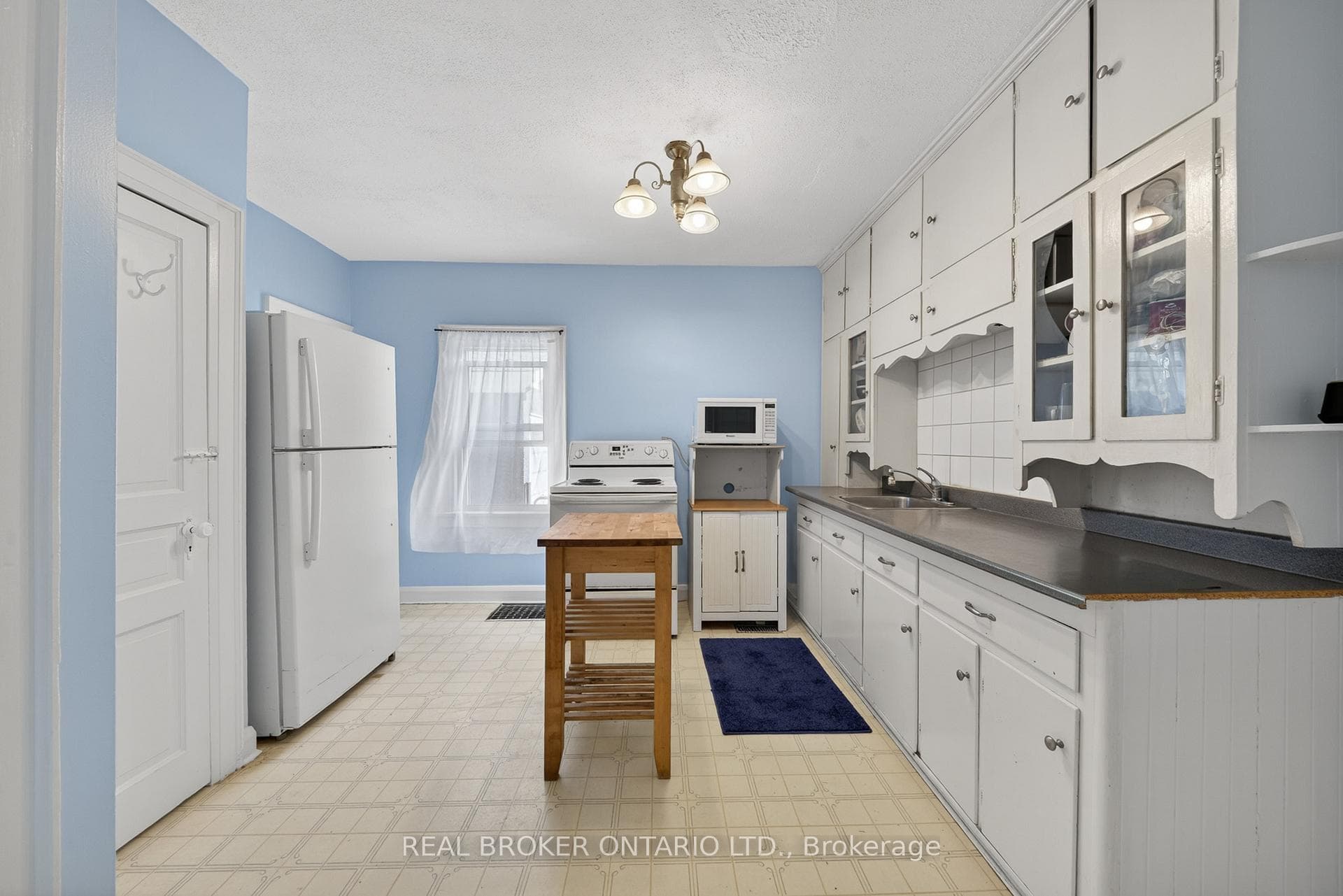78 Facer Street photo 12