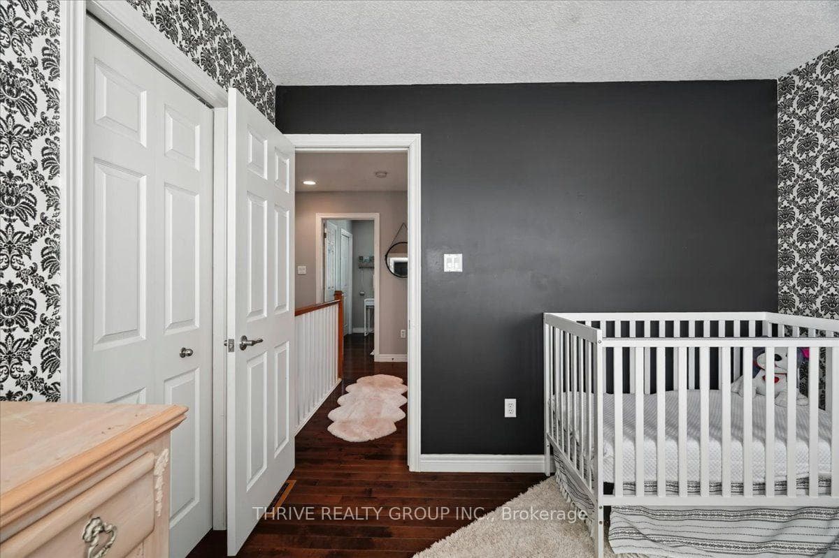 1571 Blackmaple Crescent photo 26