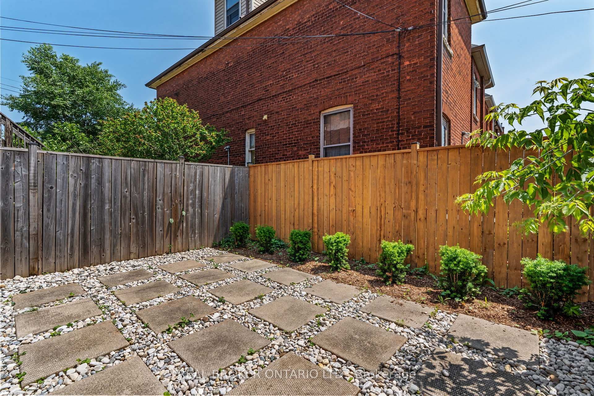 40 Ashley Street photo 24