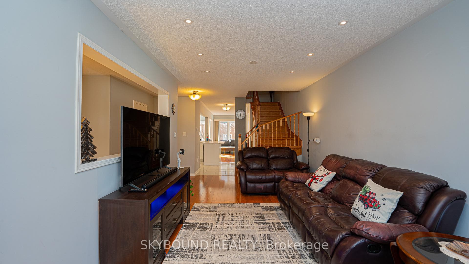 1588 South Parade Court Unit 43 photo 9