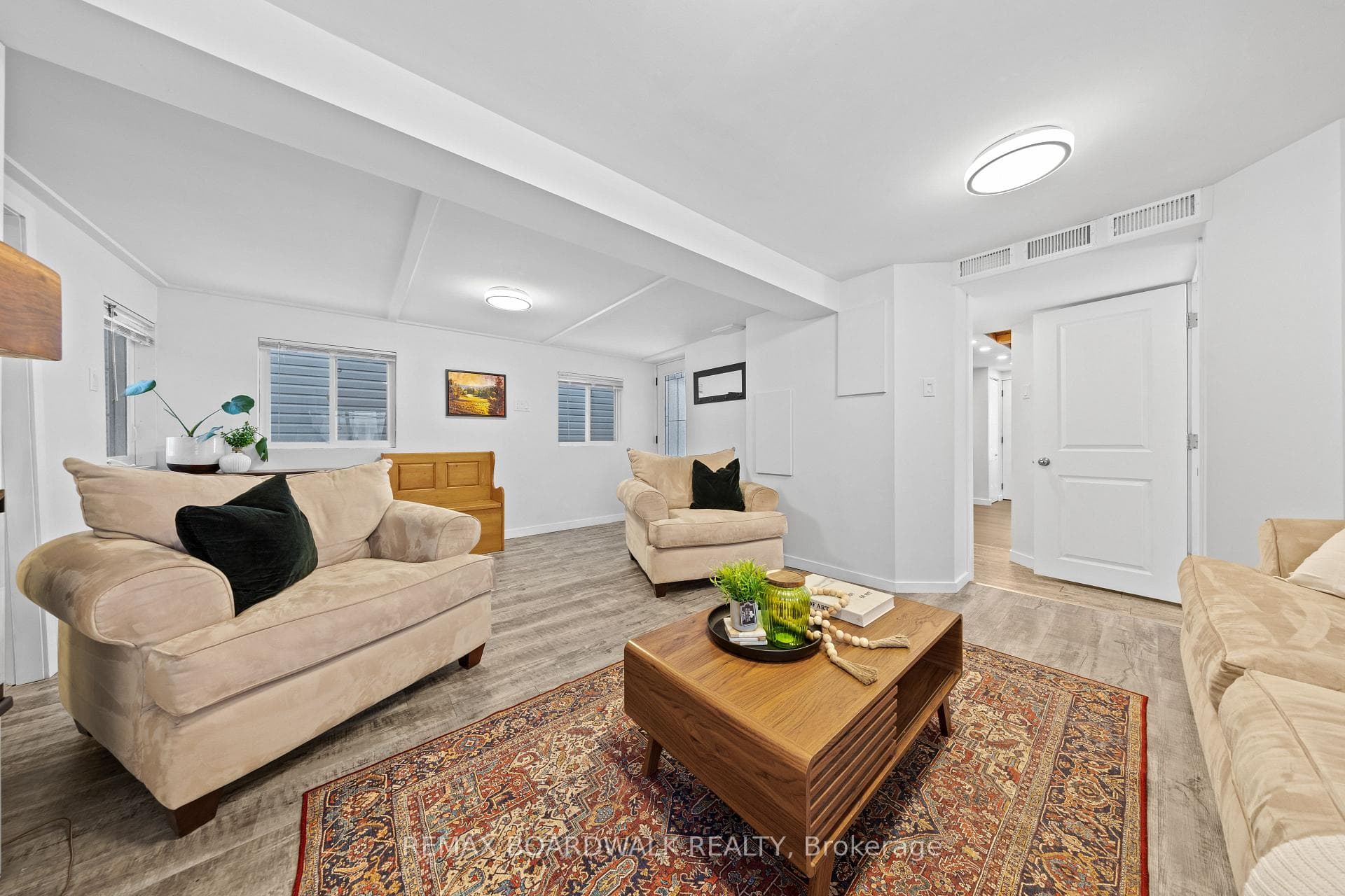 216 Augusta Street photo 21