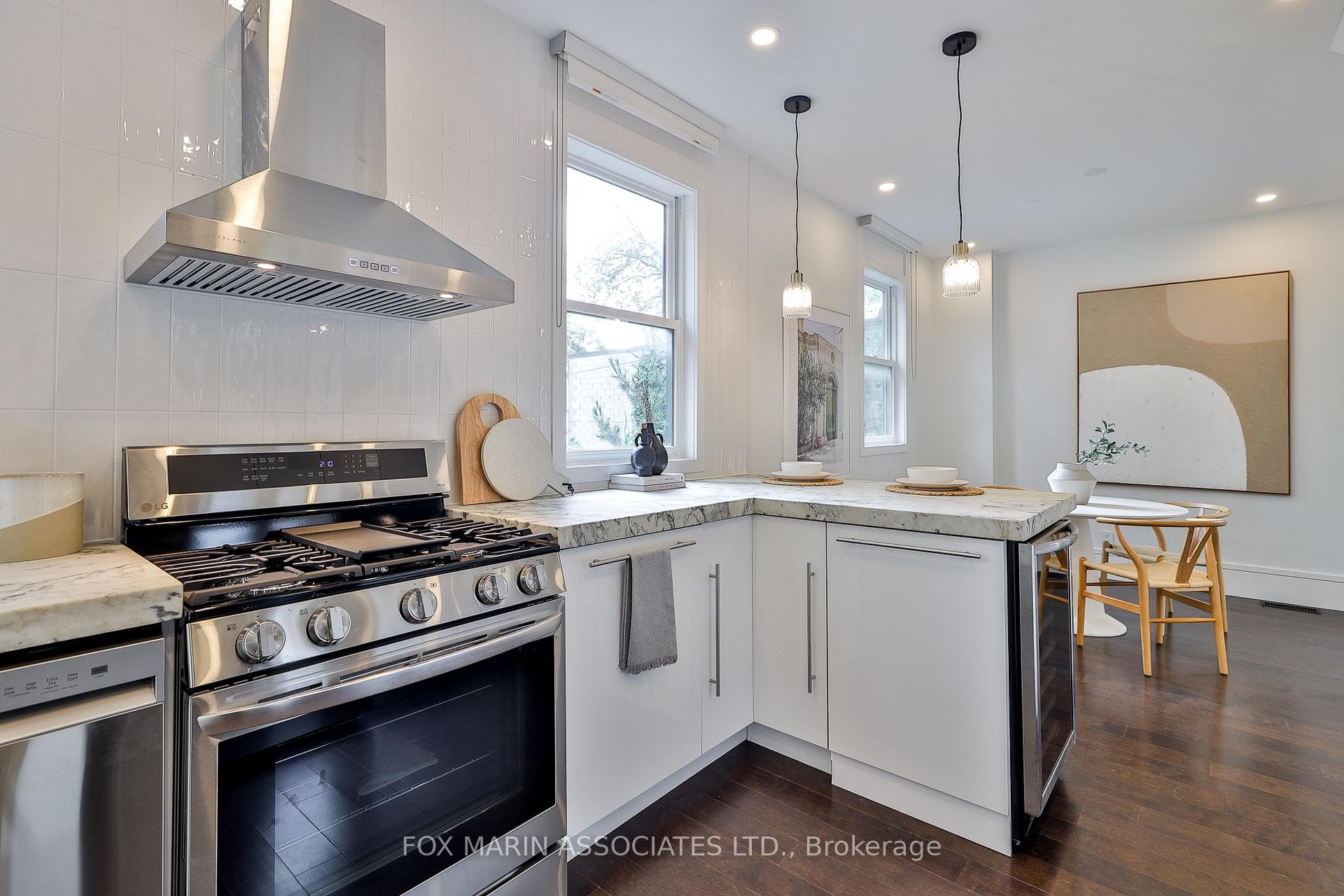 22A Lewis Street photo 16
