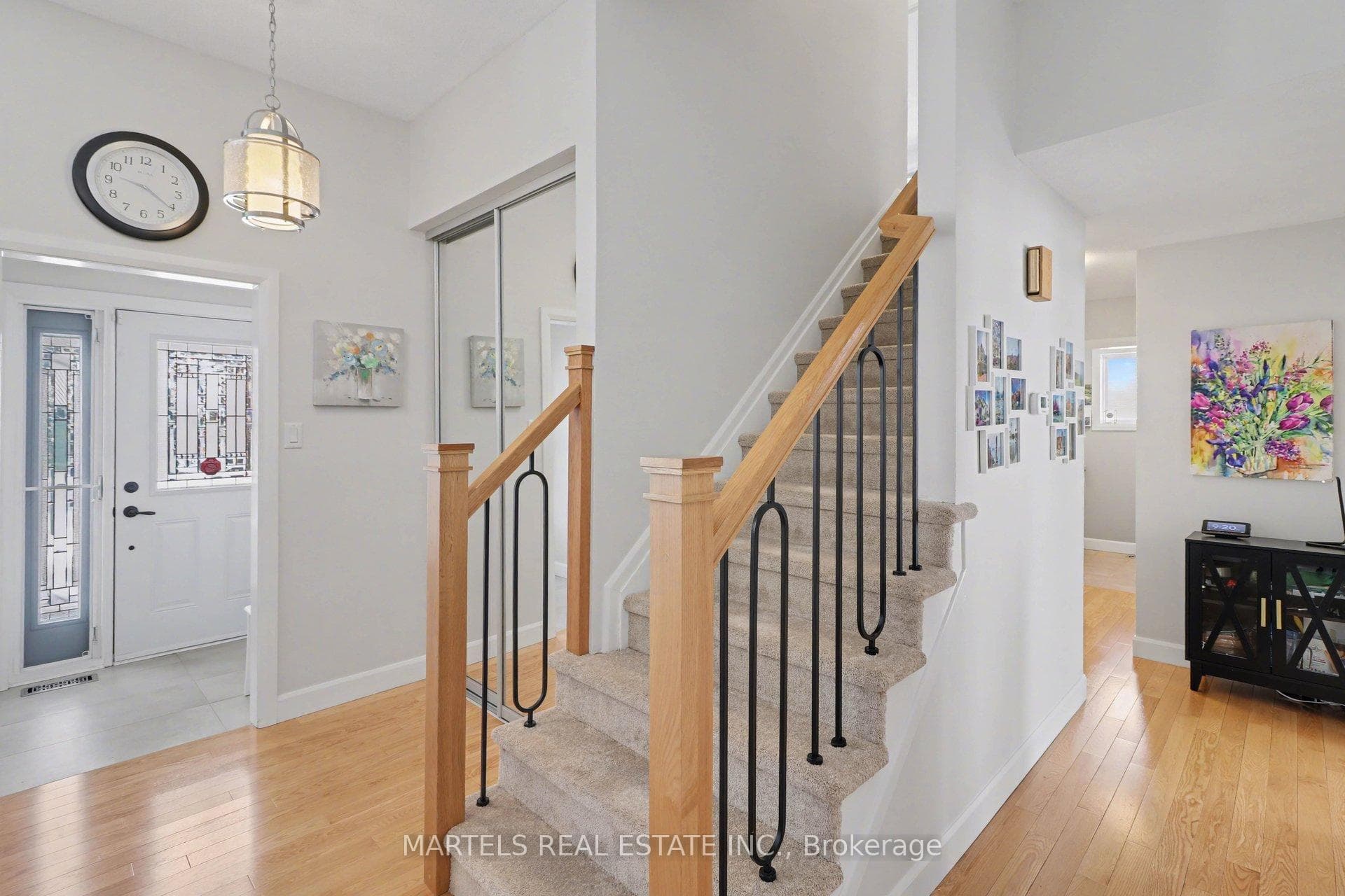 Inviting entrance with new ceramic floor