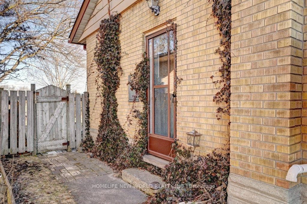 58 Bluevale Street photo 23