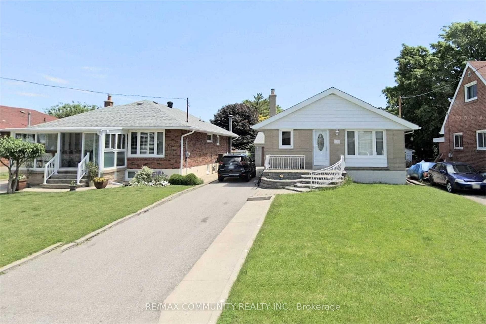 81 Waringstown Drive Unit Toronto photo 2