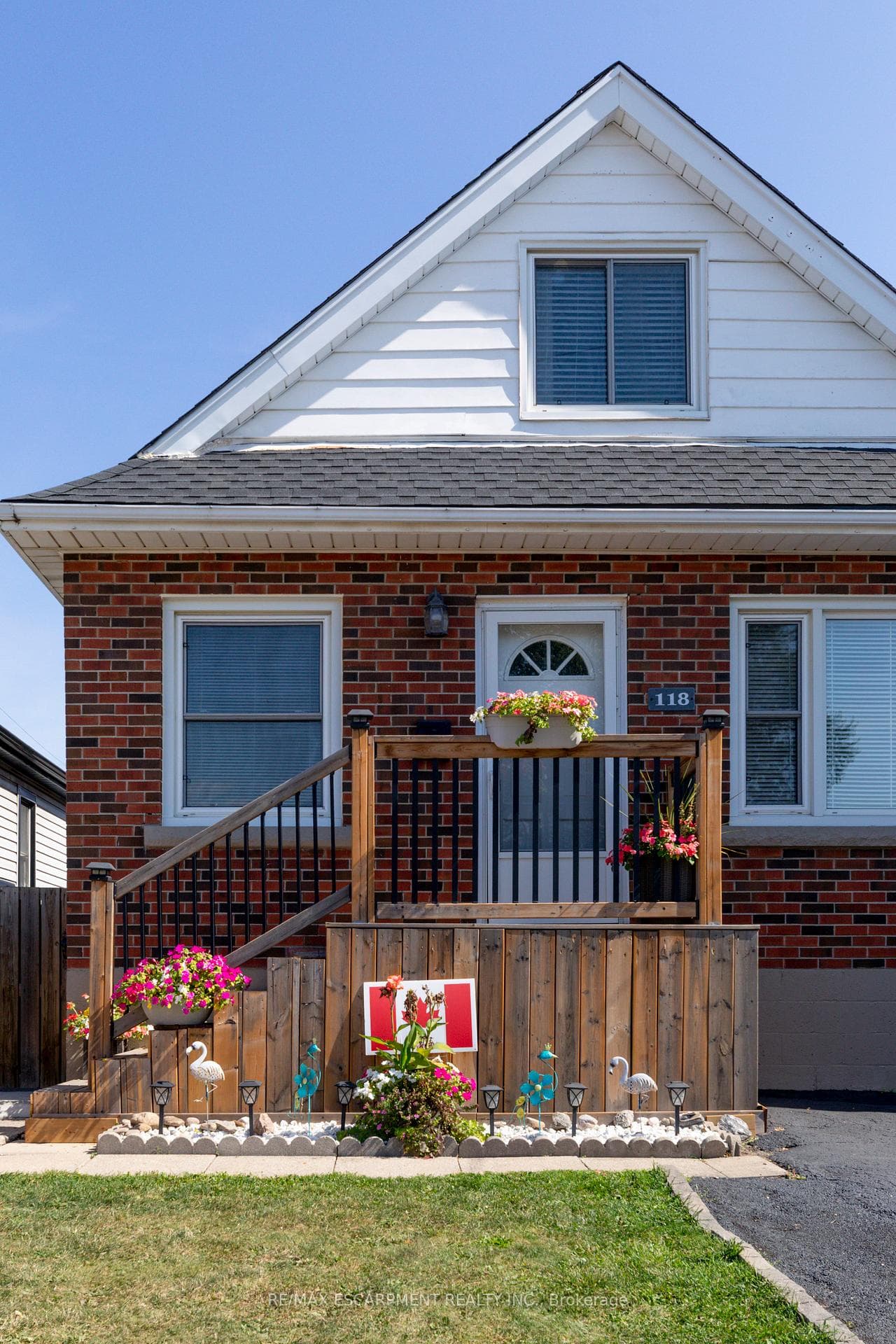 118 JULIAN Avenue photo 2