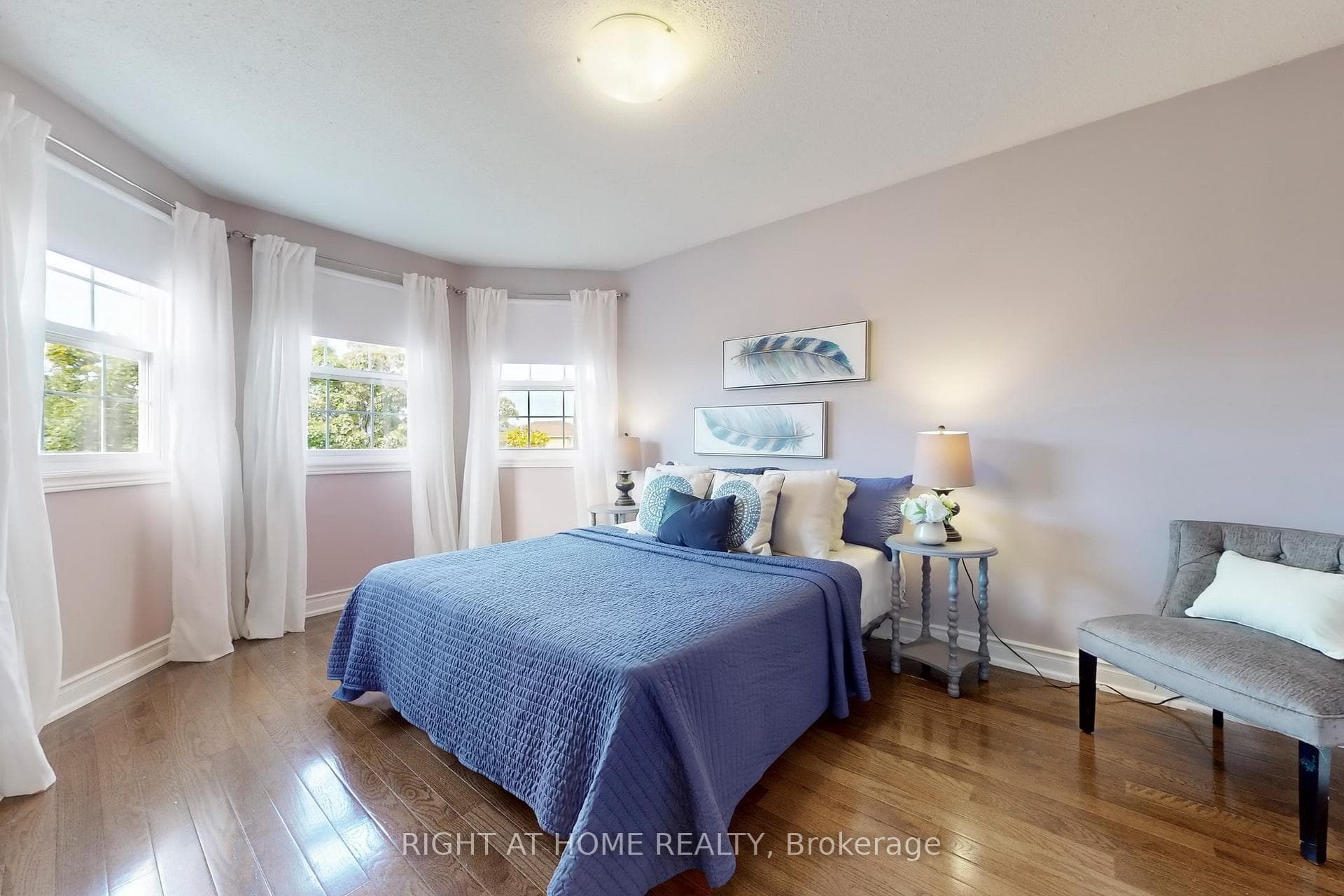 1588 Summergrove Crescent photo 29
