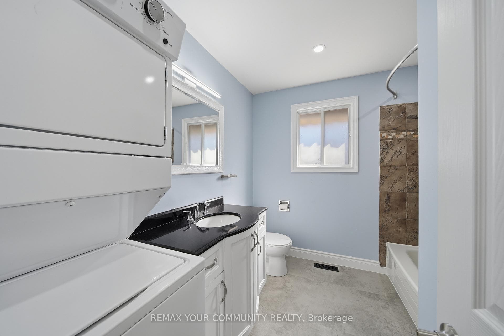 56 McConkey Place Unit Main photo 14