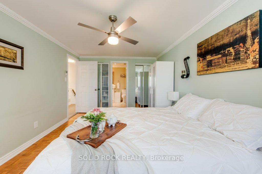 Primary Bdrm with 4 Pc Semi Ensuite