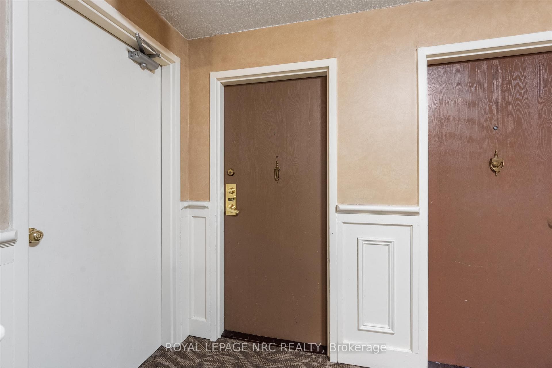 Entrance to unit 602